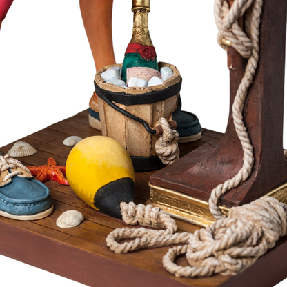 Forchino figure 'The Weekend Captain'