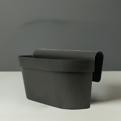 Balcony hanger one-sided with reservoir
